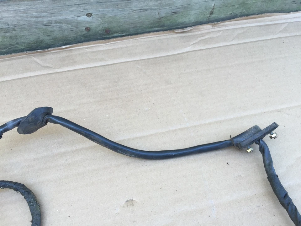 Arnés de cableado de escotilla para Ford Mustang 87-91 placa de descongelación trasera ala y bloqueo hatchback Foto 4 de 4