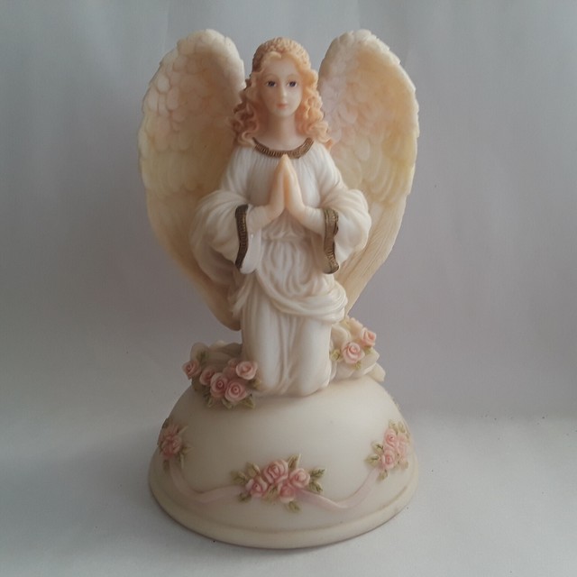 Seraphim Classics Angel Figurine IRIS The Rainbow's End Music Box 1995
