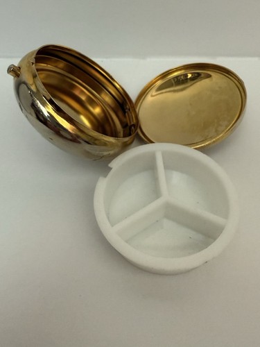 VINTAGE CLOISONNÉ GOLD TONE DRAGON PILL BOX 2”. With removable insert. - Bild 6 von 9