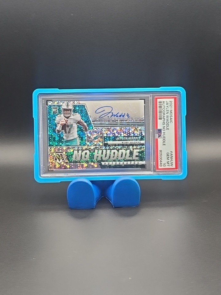 Jaylen Waddle 2021 Panini Mosaic No Huddle Disco Rookie Auto Prizm PSA 10