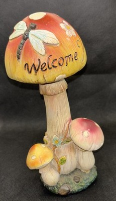 Vintage Garden/Patio Welcome Statue Three Mushrooms With A Dragonfly And Flowers