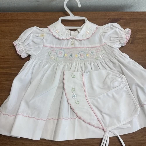 Vintage House of Hatten Inc Toddler Size 3-6 Months White Embroidered Dress Hat