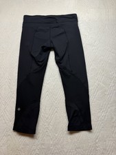 Lululemon Womens Black Cropped Capri Leggings Size 8 Yoga Run Zip Pocket