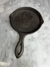 Vintage Small Cast Iron Skillet Double Spout Raised #3 on Handle 6.25" diameter