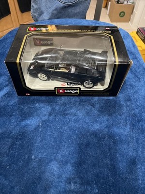 Bburago Diamonds 1988 Lamborghini Countach Diecast Car (black) 1:18 Scaled