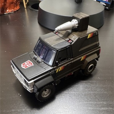 Transformers Earthrise Trailbreaker