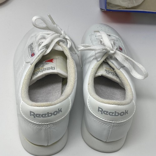 Reebok Classic Womens 7.5 Princess Sneakers White Leather Lace Ups with Box - Picture 2 of 12