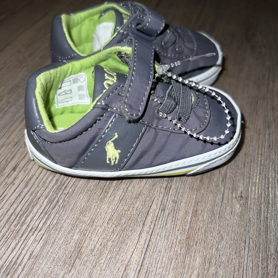 Zapatos de cuna Polo Ralph Lauren para bebé talla 2 gris y verde lima EE. UU. nuevos suela suave Foto 3 de 4