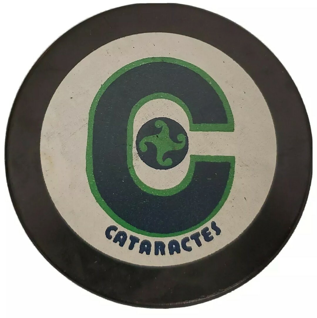 Shawinigan Cataractes VINTAGE OFFICIAL HOCKEY PUCK MADE IN