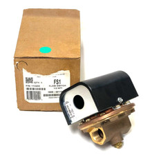 MCDONNELL MILLER FS-1 1/2" SPDT FLOW SWITCH