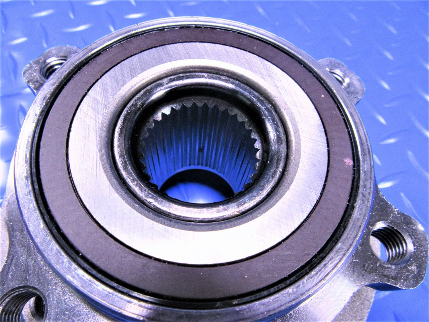 Maserati Ghibli Quattroporte Sq4 front wheel hub bearing x2 #9198