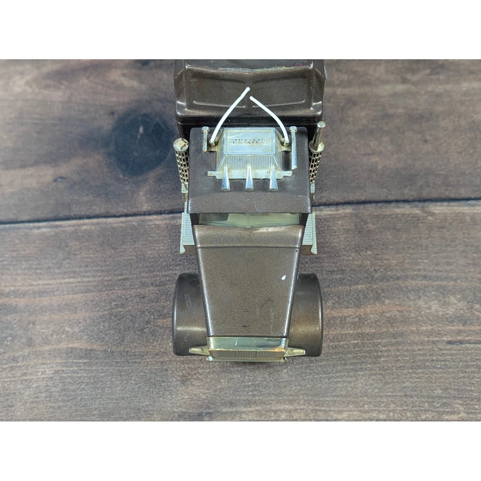 Nylint Golden Eagle Express Semi Truck Trailer Cab Diecast Toy Vehicle - Image 4 of 4