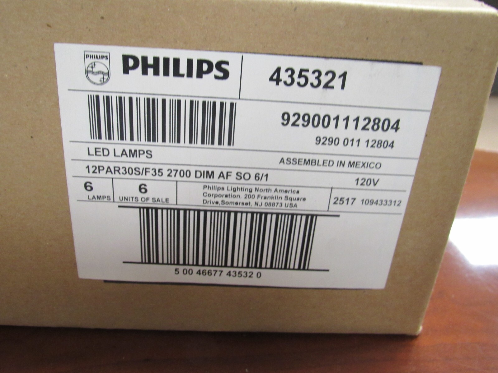 Pack of 6  Phillips PAR30s 12W LED 850 Lumens Warm White