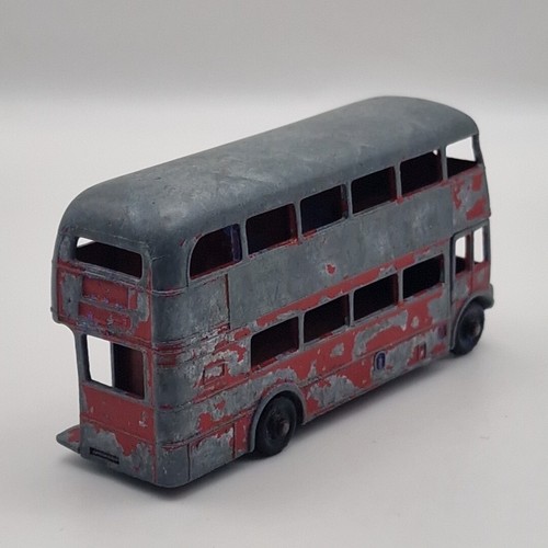 Vintage Lesney No.5 Routemaster Red Bus Made in England for Restoration Project - Picture 7 of 19