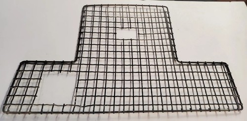 Land Rover 88 109 Series II IIA Front Grille- Ready For Restoration S3-Top Shelf - Picture 11 of 17