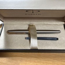 PARKER Sonnet Stainless Steel GT F (Fine Point) Fountain Pen