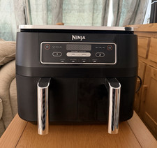Ninja Dual Zone Air Fryer Dual Drawer Black/Silver 2400W 240V 60min 240°C