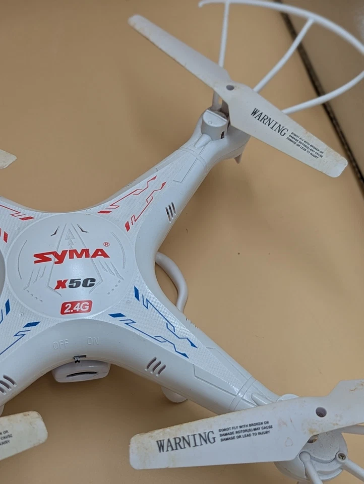 Syma Drone X5C 2.4Ghz 4CH Quadcopter & Remote Only No Battery Tested & Working - Image 4 of 4