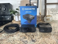 Elgato Facecam Pro  Elgato Facecam MK2