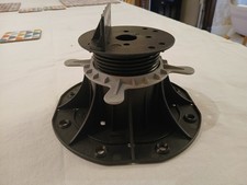 DD Self Levelling Adjustable Paving risers or decking Pack of 10 . 70mm - 120mm