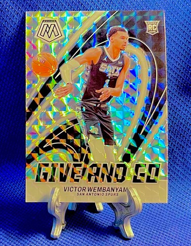 VICTOR WEMBANYAMA 2023-24 Panini Mosaic GIVE AND GO PRIZM Rookie #12 RC SPURS 📈