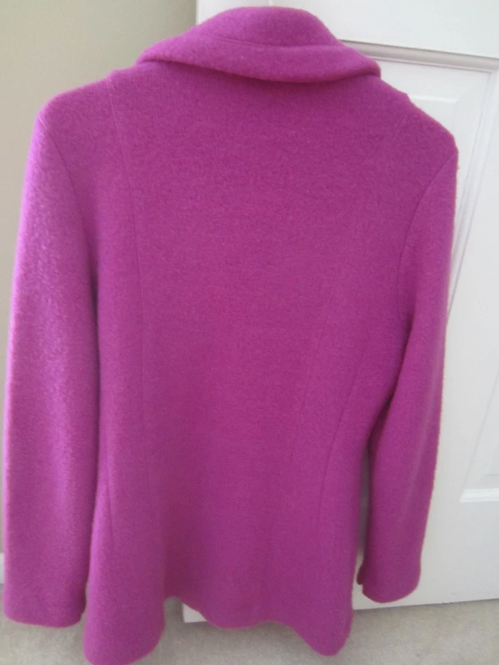 Blazer de lana magenta Dana Buchman talla mediana sin forro usado en excelente estado Foto 3 de 4