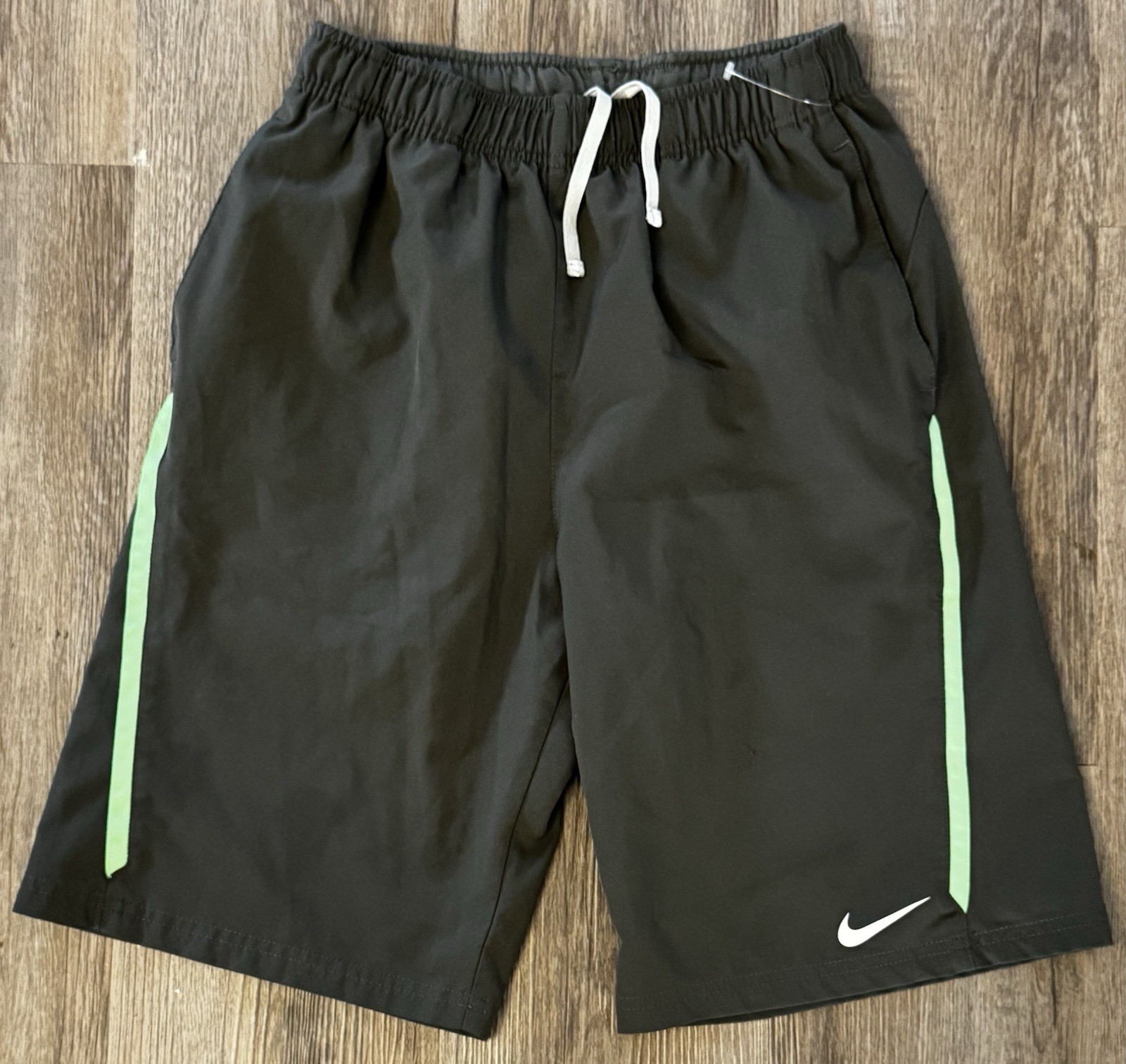 Nike • Dri Fit • Boys Size Large Shorts • Basketball • Athletic • Swoosh