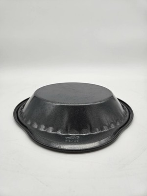 Wilton Perfect Results Premium Non-Stick 9-Inch Deep Pie Pan