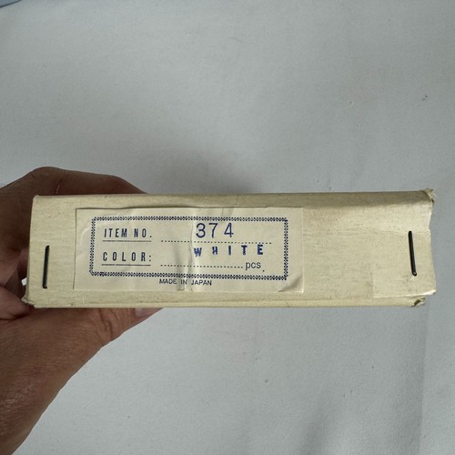 Vintage 1960 Arrow Pearlescent Beaded White Clutch Purse Zip Top w/ Original Box - Picture 14 of 15