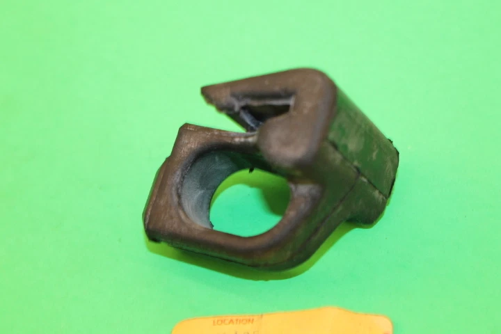 Kawasaki Seat Cover Rubber Plug for KZ1000A KZ1000B KZ900A KZ900B Z1 1973-1980 - Image 2 of 4