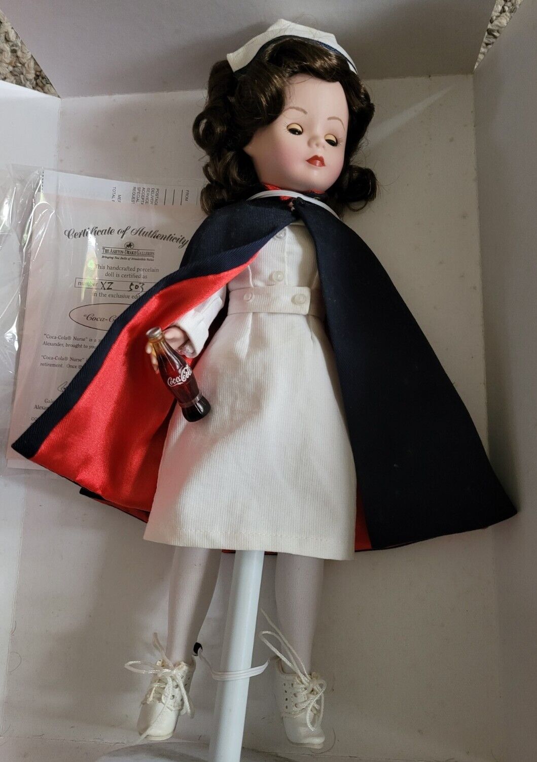Madame Alexander Coca-Cola Nurse Doll Vintage 90's (RARE #92840)