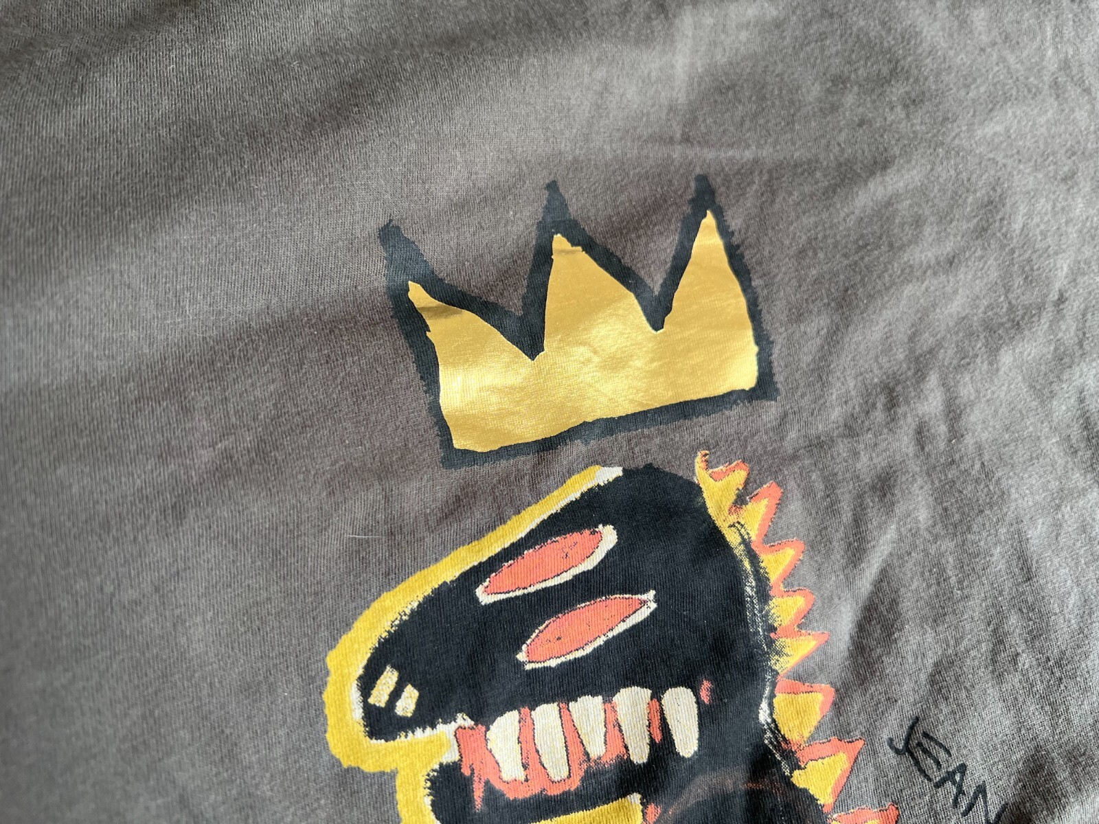 Uniqlo x Basquiat Dinosaur crown Tee shirt medium image 3