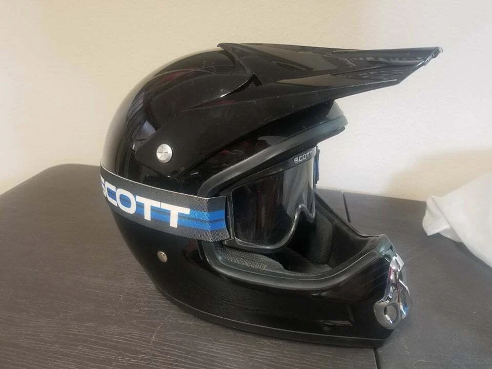 Scott snowmobile helmets sale