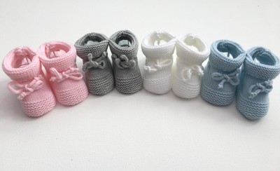 newborn knitted shoes
