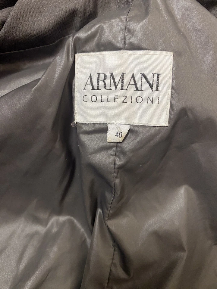 Abrigo con Capucha Acolchado Plumón de Ganso Armani Collezioni Talla 40 IT (8 Reino Unido) Foto 3 de 4