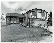 1977 Press Photo View of Lafayette Tudor home at Summer Valley Ranch, Colorado