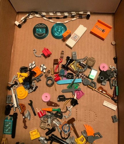 HUGE LEGO Minifigure Lot Of 92 Minifigures P/O PLUS Accessories SEE PHOTOS/DESC. - Picture 12 of 22