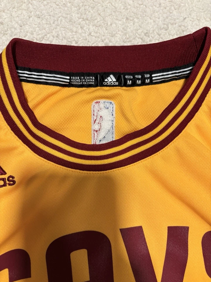 Футболка Adidas Swingman Cleveland Cavaliers Kyrie Irving молодежный размер средний 10/12 - Изображение 3 из 4