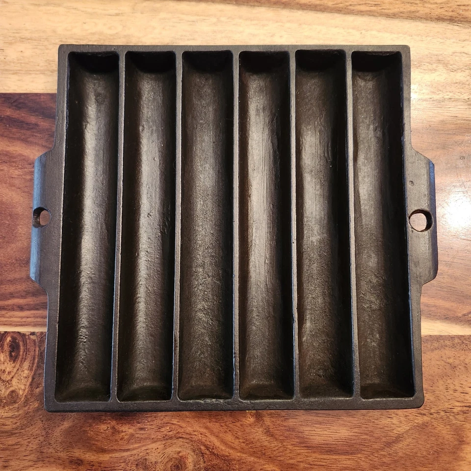 Cast Iron Gem Breadstick Pan, 6-Stick, Approx 7" Square, Clean/Seasoned - Image 2 of 4