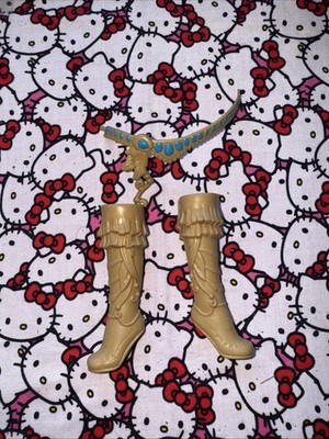 Disney Princess Royal Shimmer Pocahontas Doll Boots & Necklace