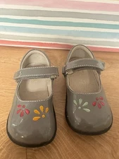 See Kai Run Mary Jane’s Size 8