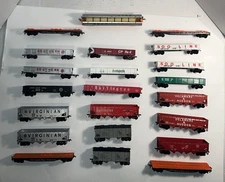 Lot of  22 HO Scale Train Cars Rolling Stock Flat, Cole