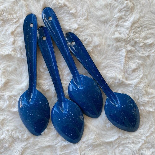 Vintage 4er Set blau weiß gesprenkelt Emaillegeschirr Granitgeschirr Camping Metall Löffel - Bild 2 von 4
