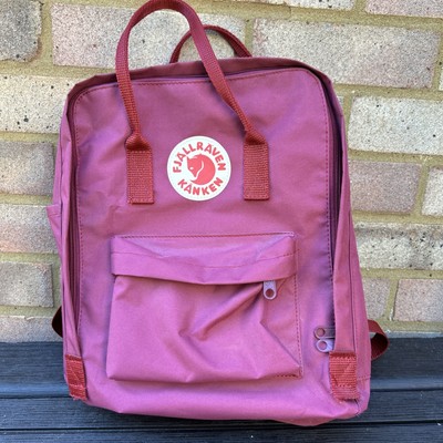 Fjallraven Kanken Classic Plum Backpack Fjällräven Kånken Backpack