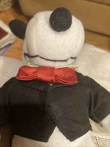 Peanuts SNOOPY Plush Stuffed Animal Toy w/ Tuxedo 7” Sits/Stands Applause 1968 - Picture 11 of 12