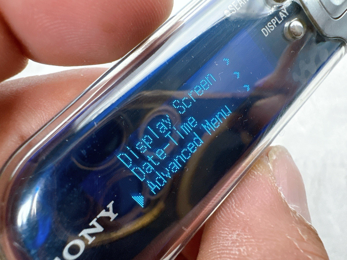 Sony Walkman NW-E405 Blue MP3 Player 512MB Network Stick USB Clip