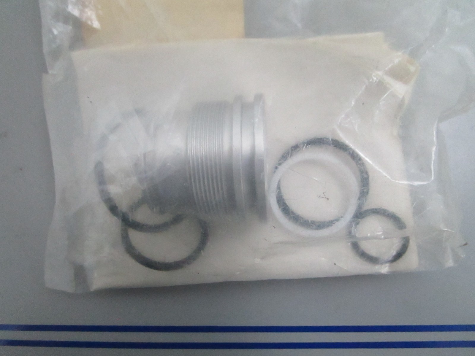 *NEW OEM* 0820 Mercury Quicksilver Trim Cylinder Repair Kit 92188A2