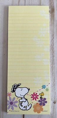 2021 PEANUTS WORLDWIDE LLC Snoopy Peanuts + Woodstock Flowers Note List Paper Pad Stocking Stuffer New Gift