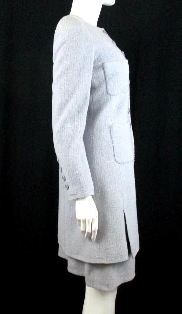 CHANEL VINTAGE 1997P 2 PZ. SET CAPPOTTO E ABITO CON LOGO IN TWEED BLU TAGLIA 38