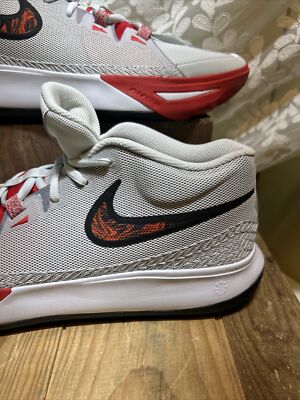 NEW MEN'S NIKE DM1125 002 KYRIE FLYTRAP VI BASKETBALL L GREY